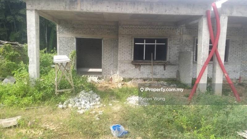 Semi-Detached House for Sale in Kampung Lombong, Shah Alam by Kelvin Wong - iProperty.com.my