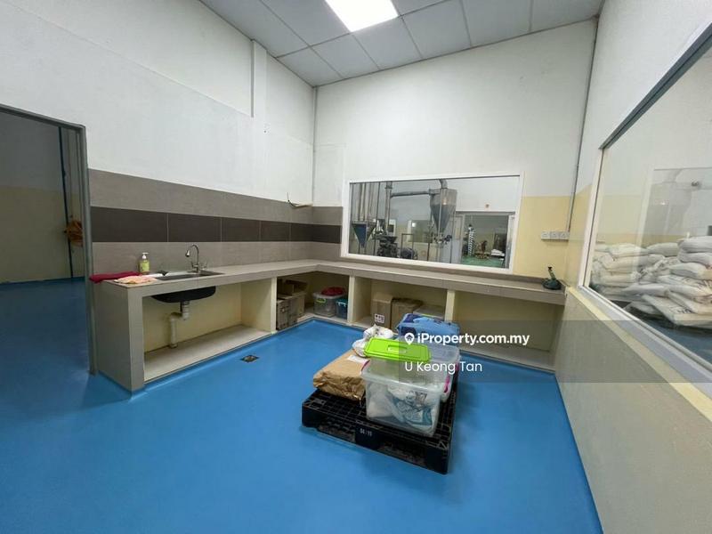 Gudang untuk Dijual di Rawang Corporate Industrial Park, Rawang oleh UK Tan - Interior - iProperty.com.my