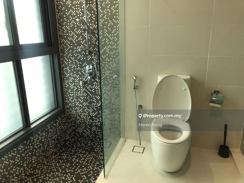 Kediaman Servis untuk Dijual di Vogue Suites One oleh Heren Kong - iProperty.com.my