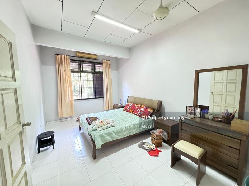 Rumah Berangkai 2 Tingkat untuk Dijual di rr06o, Batu Berendam oleh Alvin - iProperty.com.my