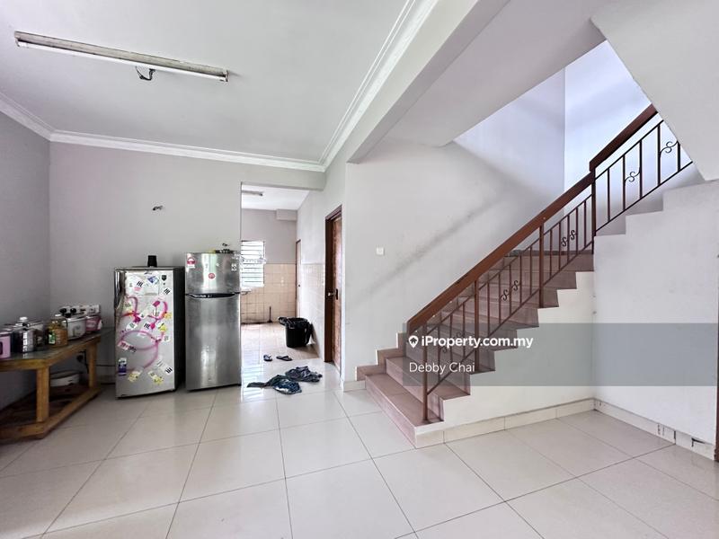 Rumah Berangkai 2 Tingkat untuk Dijual di TAMAN PUCHONG UTAMA, Puchong oleh Debby Chai - iProperty.com.my