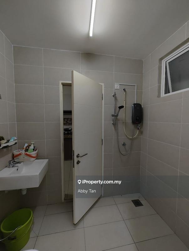 Rumah Berangkai 2 Tingkat untuk Disewa di Hijayu Aman, Bandar Sri Sendayan oleh Abby Tan - iProperty.com.my