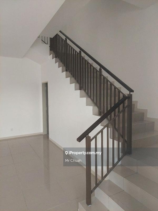 Rumah Teres 2-Tingkat untuk Dijual di Sepang, Selangor oleh Mr Chuah - iProperty.com.my