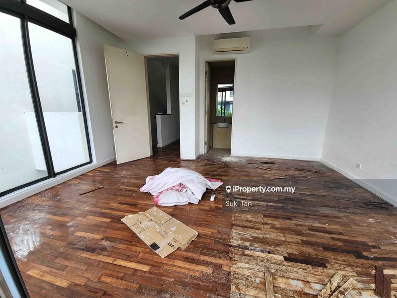 3-storey Terraced House for Sale in Lake Fields, Sungai Besi by Suki Tan - iProperty.com.my