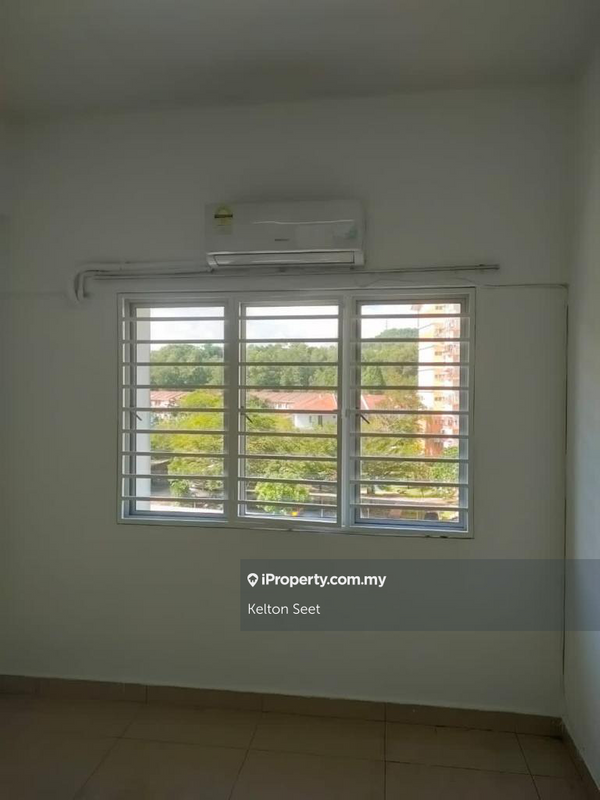 Apartment for Sale in Tiara Hatamas Apartment by Kelton Seet - iProperty.com.my