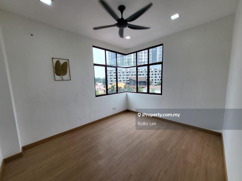 Bungalow House untuk Dijual di Taman Overseas Union (Taman Oug), Jalan Klang Lama (Old Klang Road) oleh BoBo Lee - iProperty.com.my