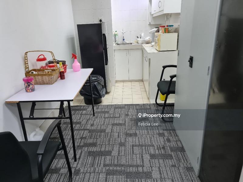 Semi-D Kilang untuk Dijual di Bukit Jelutong, Shah Alam oleh Felicia Lee - iProperty.com.my