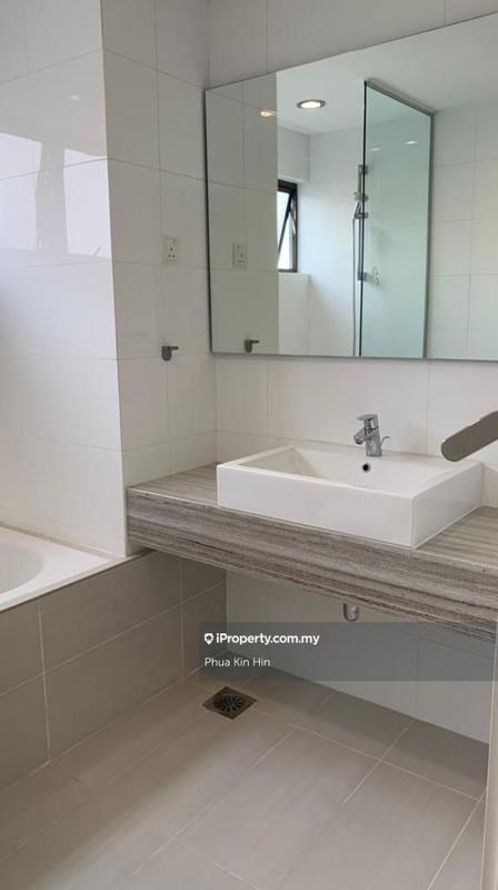 For Rent - Merak Kayangan Court