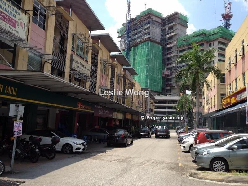 Shop / Office untuk Dijual di Kelana Jaya, Petaling Jaya oleh Leslie Wong - iProperty.com.my