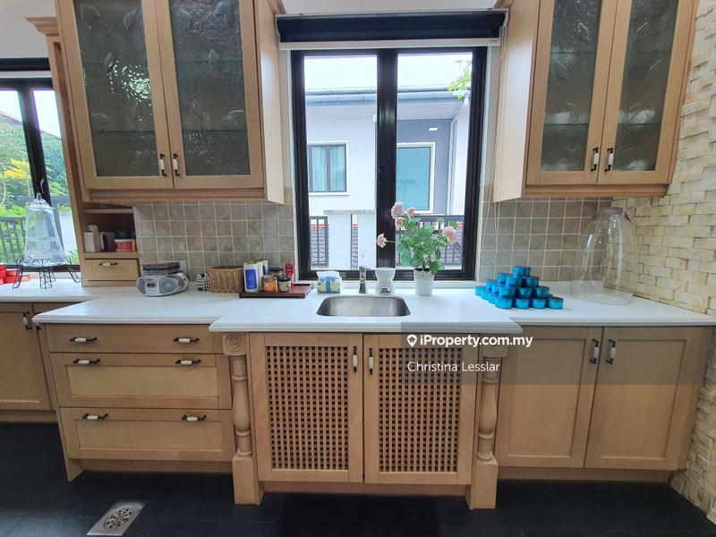 Bungalow House for Sale in Seksyen 13, Shah Alam by Christina Lesslar - iProperty.com.my