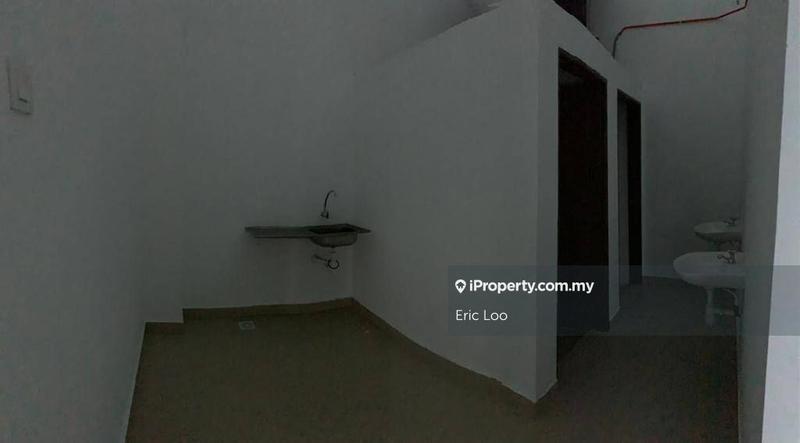 Kilang Berkembar untuk Dijual di Kempas Lama, Johor Bahru oleh Eric Loo - iProperty.com.my