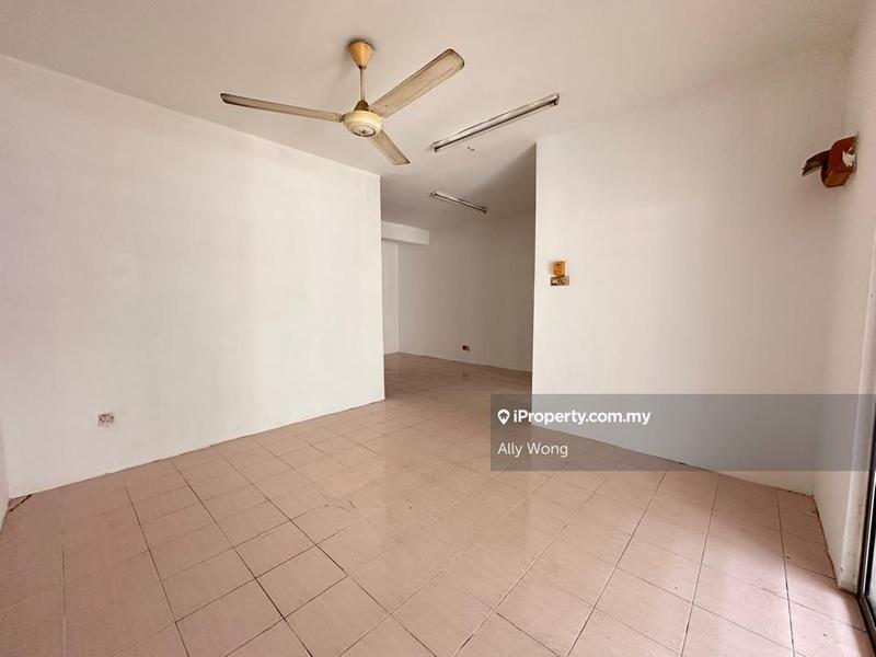 Rumah Teres 2-Tingkat untuk Dijual di Taman Puncak Jalil, Seri Kembangan oleh Ally Wong - iProperty.com.my