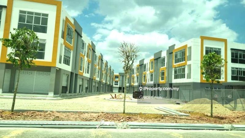 Shop for Rent in Taman Molek, Johor Bahru by Grace Chew - iProperty.com.my