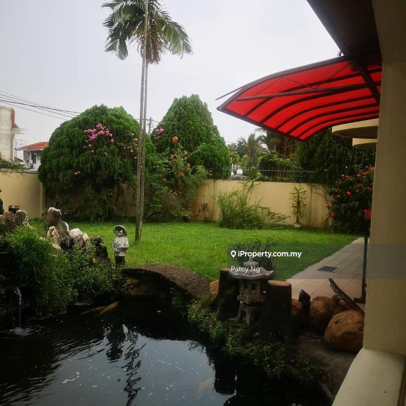 Bungalow House for Sale in Taman Paramount, Petaling Jaya by Patcy Ng - iProperty.com.my
