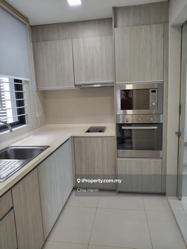 Rumah Bandar untuk Dijual di Pju 1a, Ara Damansara oleh Chia Henri - iProperty.com.my