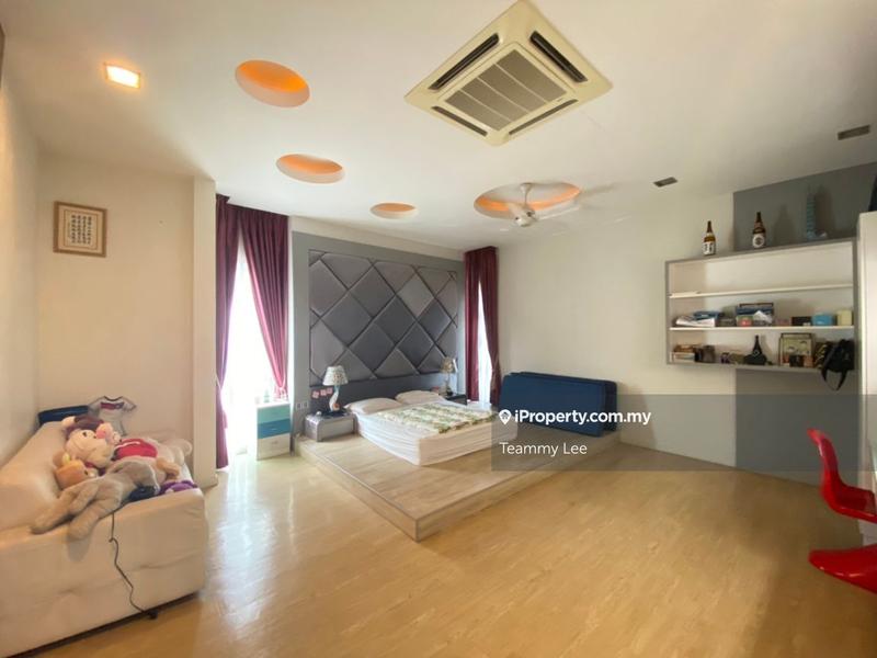 Banglo untuk Dijual di Mines Resort City, Seri Kembangan oleh Teammy Lee - iProperty.com.my