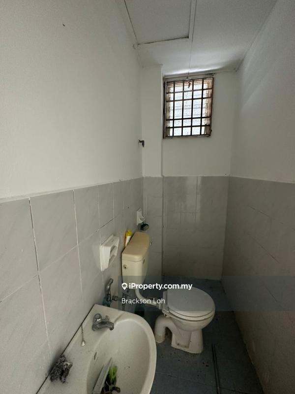 2-storey Terraced House for Sale in Taman Ukay Bistari, Ampang by Brackson Loh - iProperty.com.my