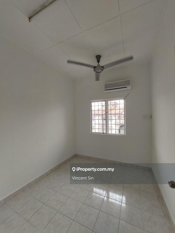 Apartment for Sale in Pangsapuri Seroja by Vincent Sin - iProperty.com.my