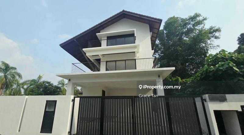Bungalow House for Sale in Taman Equine, Seri Kembangan by Grace Tan - iProperty.com.my