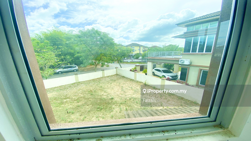 Banglo untuk Dijual di Warisan Puteri, Sikamat, Sikamat oleh Faizals - iProperty.com.my