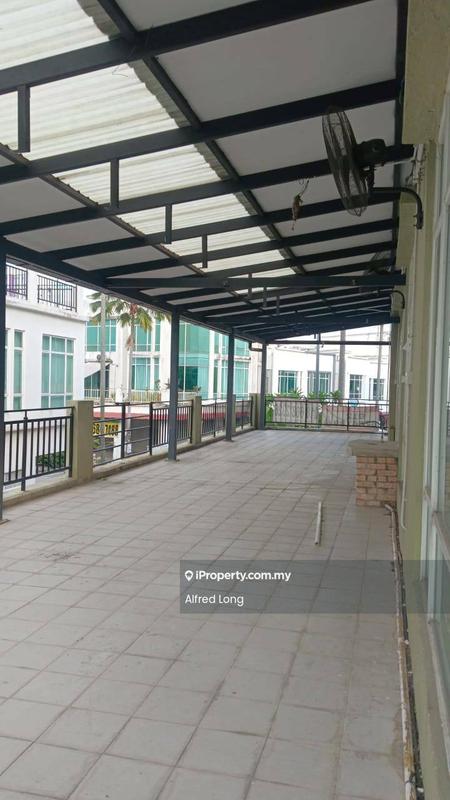 Shop / Office untuk Disewa di Taman Equine, Seri Kembangan oleh Alfred Long - Exterior - iProperty.com.my