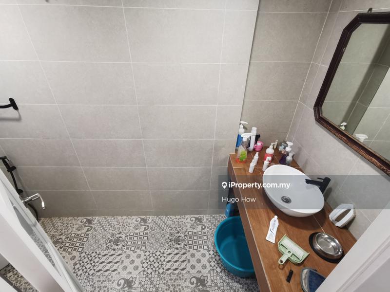 Rumah Berangkai 2 Tingkat untuk Dijual di CORNER Kota Damansara Seri Utama, Petaling Jaya oleh Hugo How - iProperty.com.my