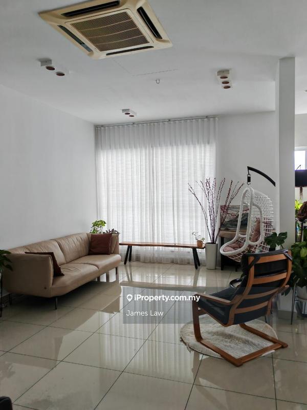 For Sale - Medalla @ Oasis Corporate Park