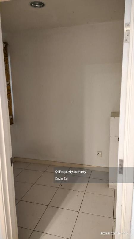 3-storey Terraced House for Sale in Meadow Lakefields, Sg Besi, Sungai Besi by Kevin Tai - iProperty.com.my
