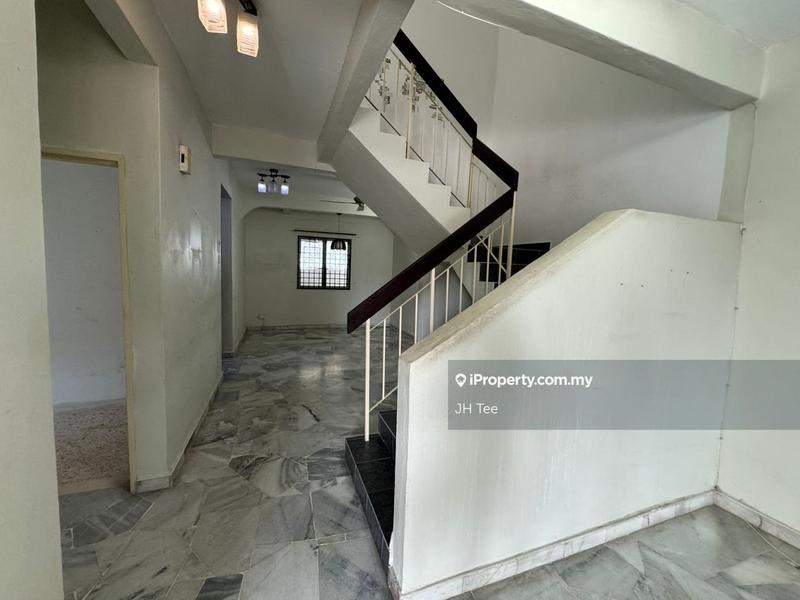 Rumah Teres 2-Tingkat untuk Dijual di Section 6 @ Kota Damansara oleh JH Tee - iProperty.com.my