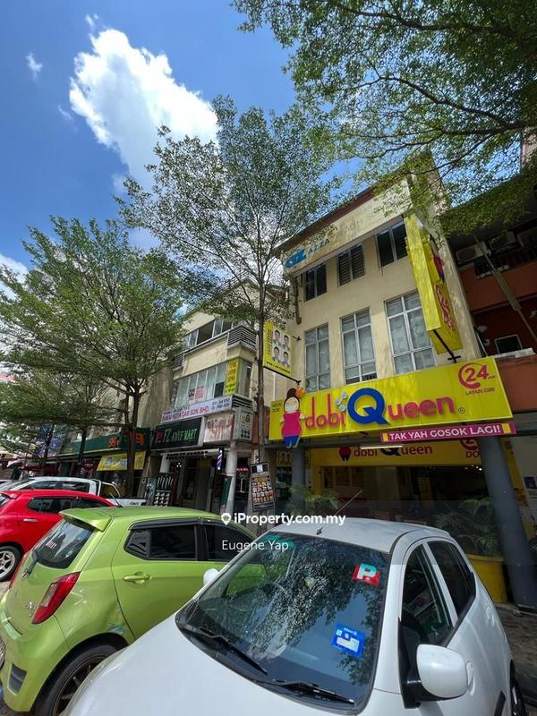 Shop / Office for Sale in Taman Putra Damai, Ara Damansara by Eugene Yap - iProperty.com.my