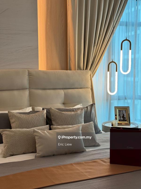 For Sale - Sapphire On The Park