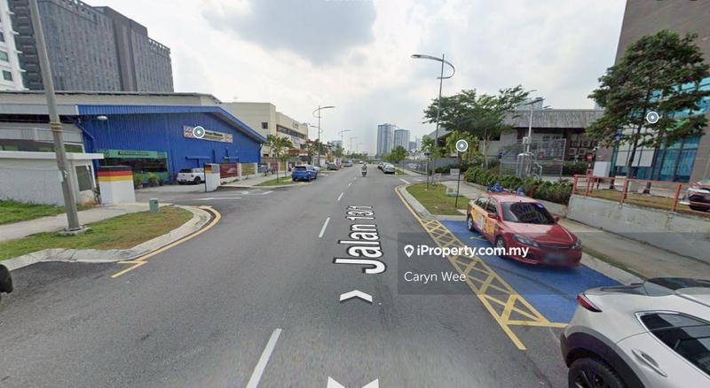 For Sale - MAIN ROAD FRONTAGE with COMMERCIAL VALUE 1.5 acres industrial land for sale at Petaling Jaya
