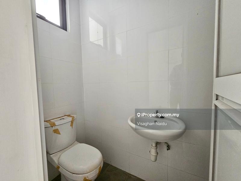 Rumah Teres 2.5-Tingkat untuk Dijual di Taman Tasik Residensi (Lake Club Parkhome), Rawang oleh Visaghan Naidu - iProperty.com.my