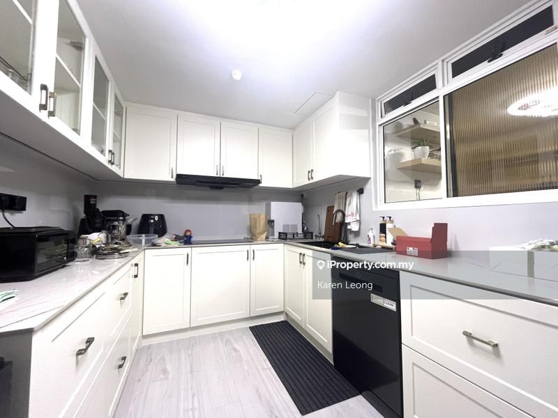 For Sale - The Plaza Condominium