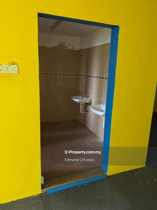 Kedai untuk Disewa di Bandar Utama Batang Kali, Batang Kali oleh Edmund CHLeow - iProperty.com.my