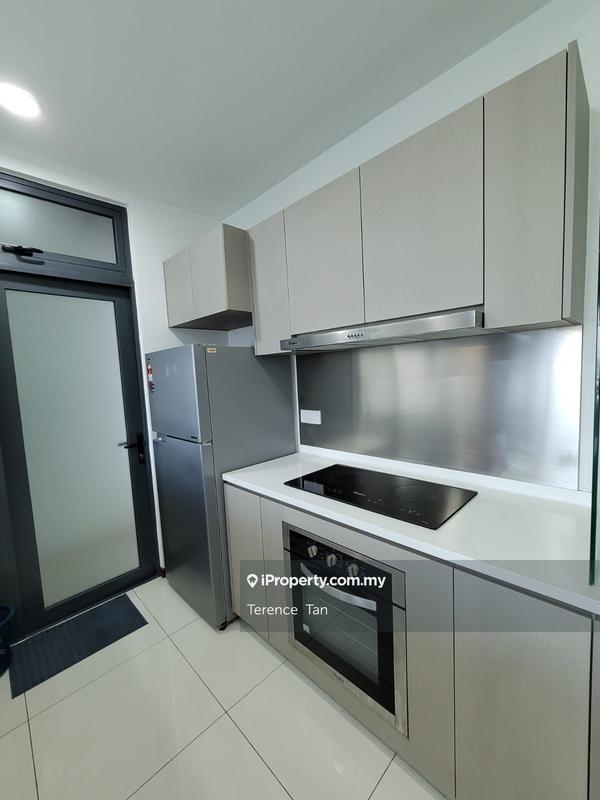 Service Residence for Sale in Crescent Bay Suites (Teluk Bayu) by Terence Tan - iProperty.com.my