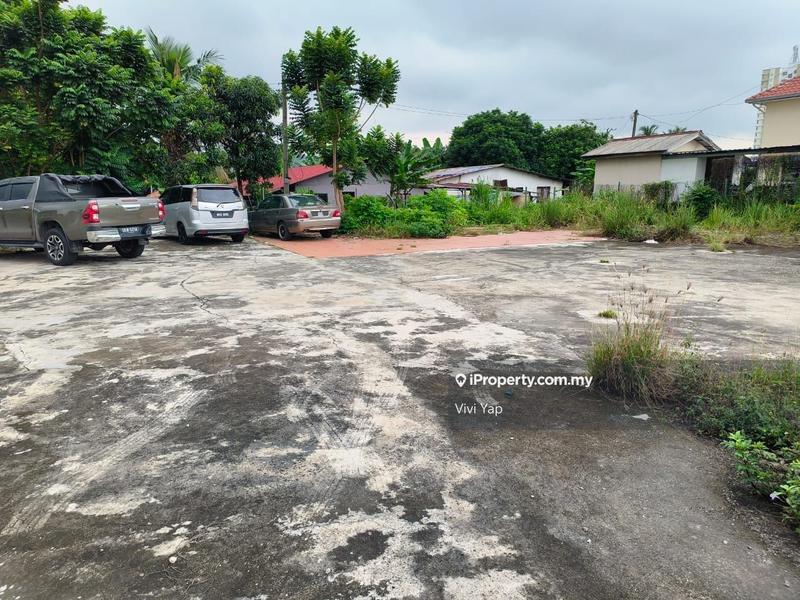 For Rent - Batu 14 Puchong