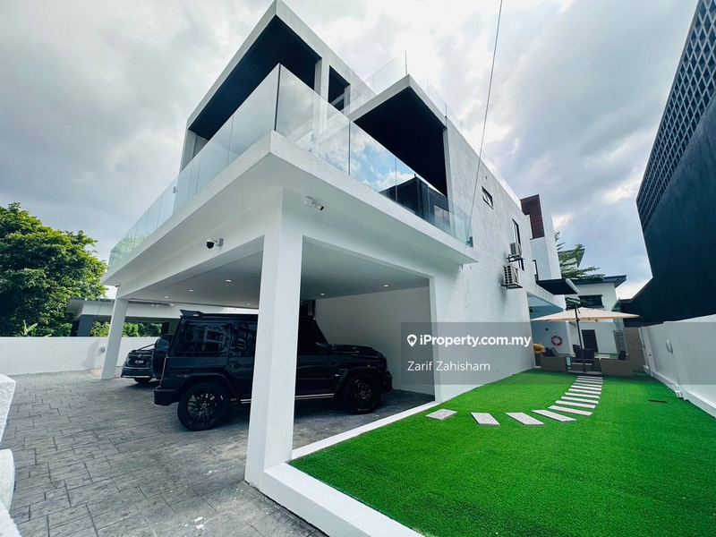 Bungalow House for Sale in Country Heights, Kajang by Zarif Zahisham - iProperty.com.my