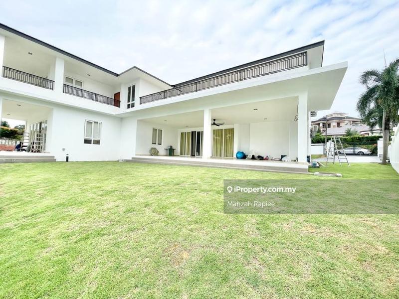 Bungalow House for Sale in Country Heights, Kajang by Mahzah Rapiee - iProperty.com.my