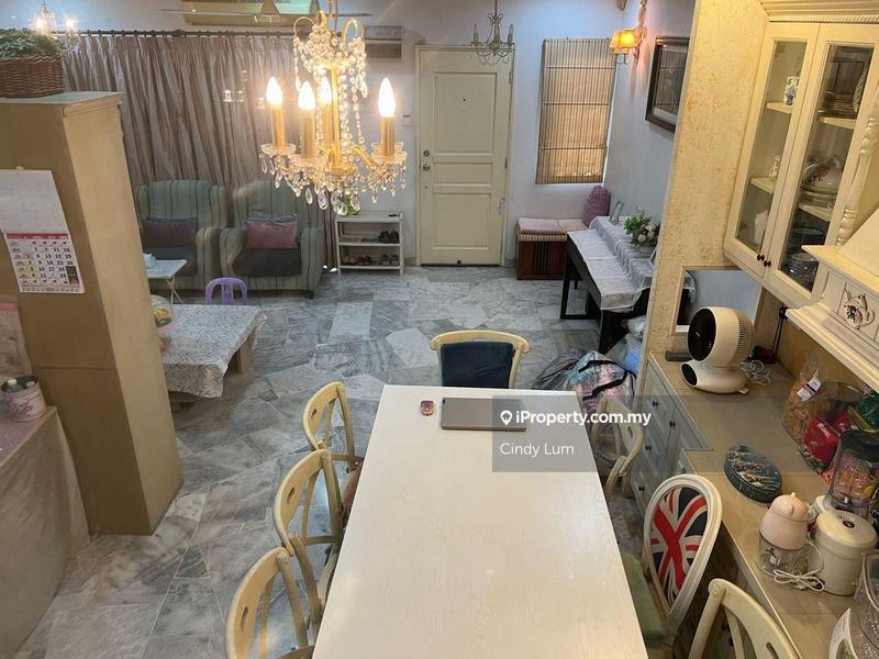 Rumah Teres 2-Tingkat untuk Dijual di Usj 12, Subang Jaya oleh Cindy Lum - iProperty.com.my