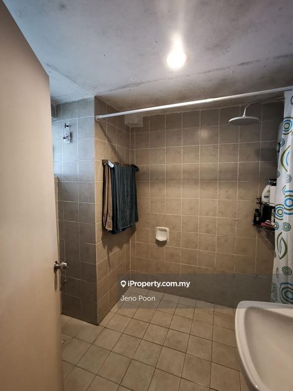 Condominium for Sale in Desarina Condominium by Jeno Poon - iProperty.com.my