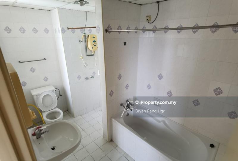 Kondominium untuk Dijual di Mutiara Oriental oleh Bryan Peng Hgr - iProperty.com.my