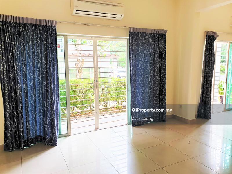 Rumah Bandar untuk Dijual di Taman Bukit Serdang, Seri Kembangan oleh Zack Leong - iProperty.com.my