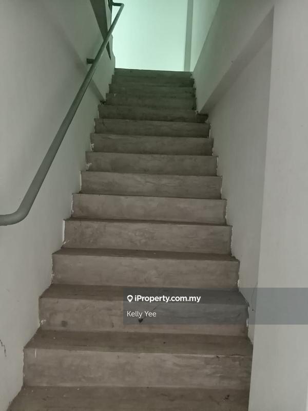 Kedai untuk Dijual di 3 Storey Endlot Shoplot @ Taman Seluang for Sale, Kulim oleh Kelly Yee - iProperty.com.my