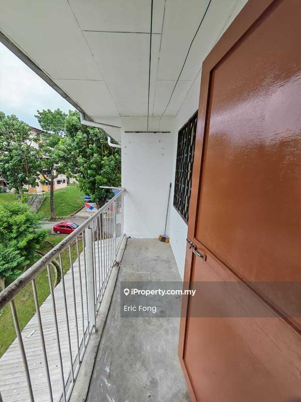 Rumah Flat untuk Disewa di Seksyen 2 Wangsa Maju Flat oleh Eric Fong - Balcony - iProperty.com.my