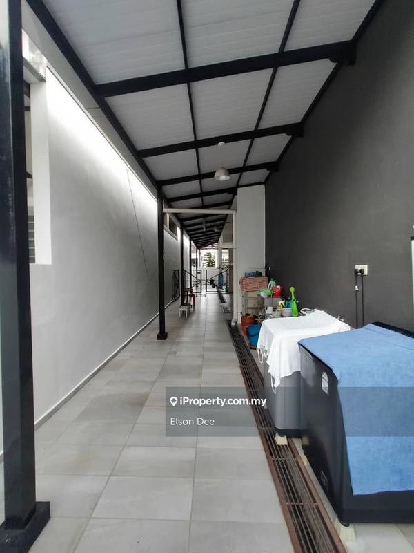 Banglo untuk Dijual di 6era0, Kepala Batas oleh Elson Dee - iProperty.com.my