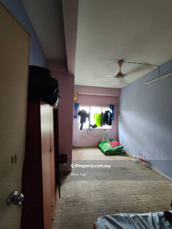 Rumah Bandar untuk Dijual di Taman Sungai Besi Indah, Seri Kembangan oleh Alex Yap - iProperty.com.my