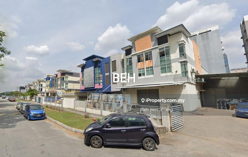 For Sale - Pjs 5 Taman Desaria 2.5 Storey Detached Big Warehouse High Ceiling