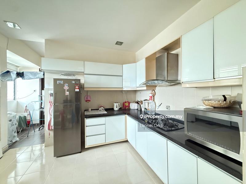 For Sale - Riana Green East