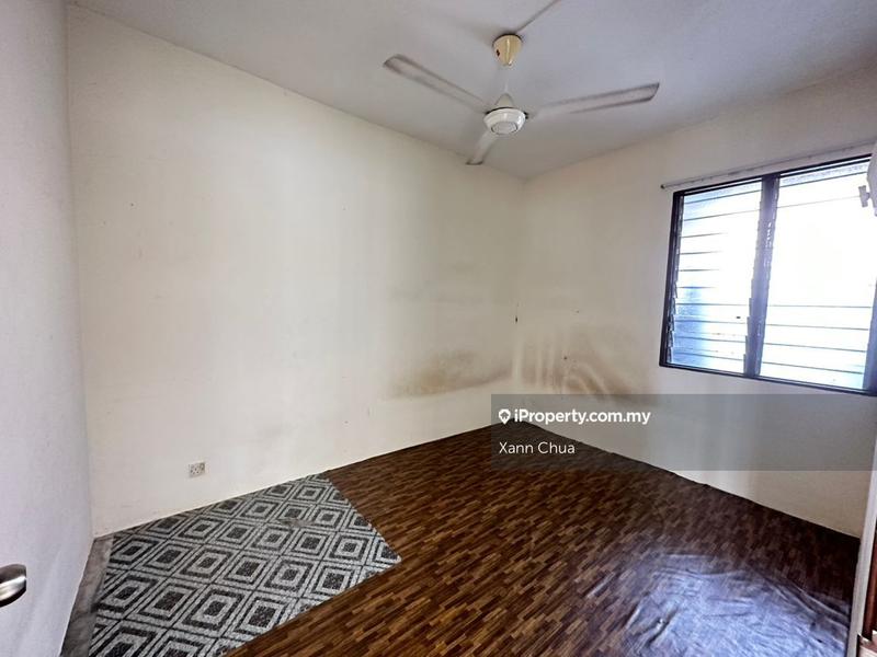 Semi-Detached House for Sale in Taman Pinggiran Putra, Seri Kembangan by Xann Chua - iProperty.com.my
